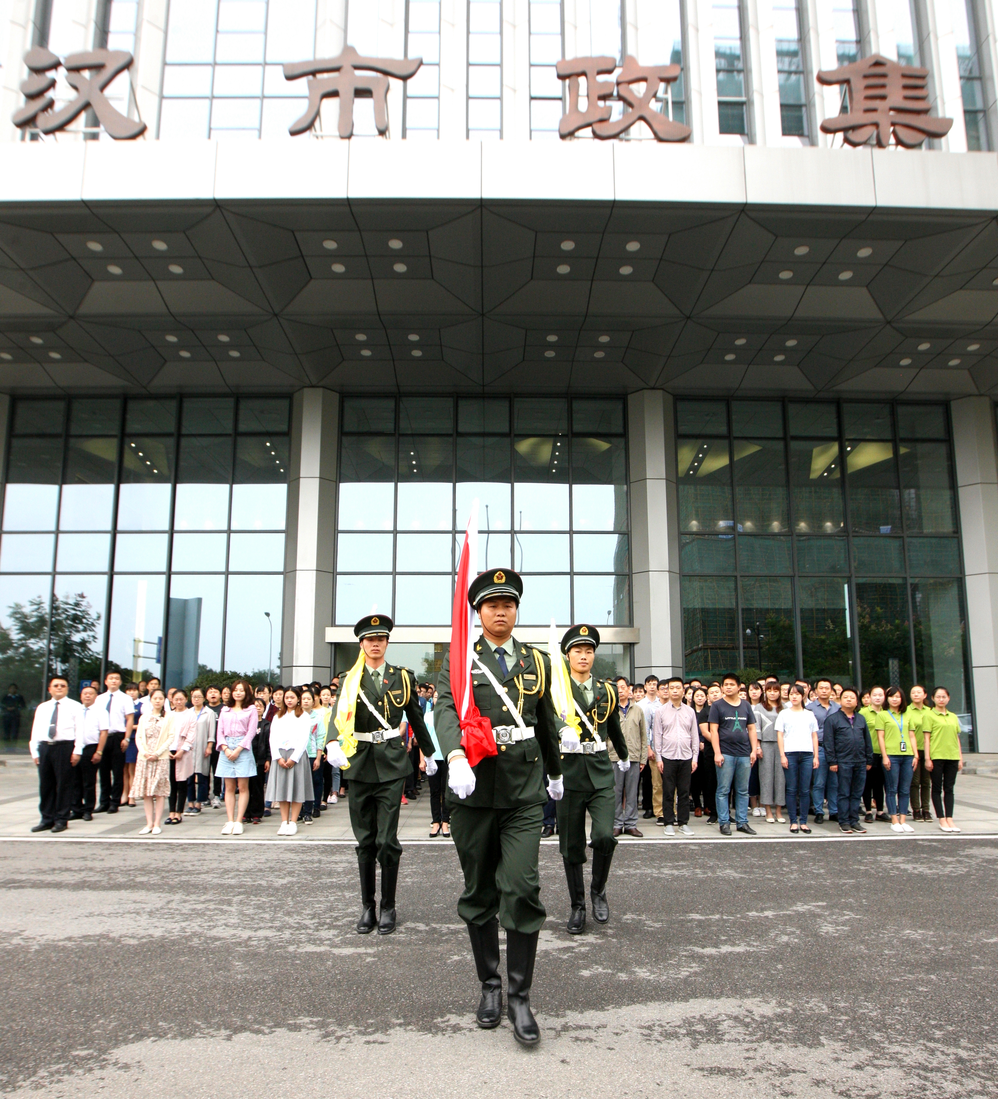 市政集團組織升旗儀式1.jpg